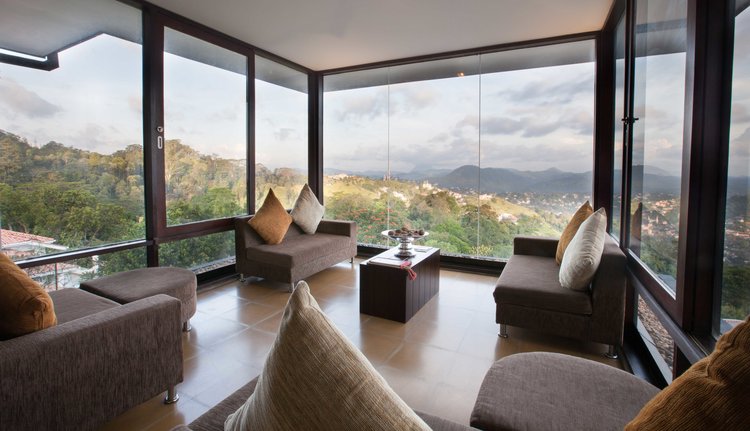 Sri Lanka’s most famous Mountain Residency Zoomed In