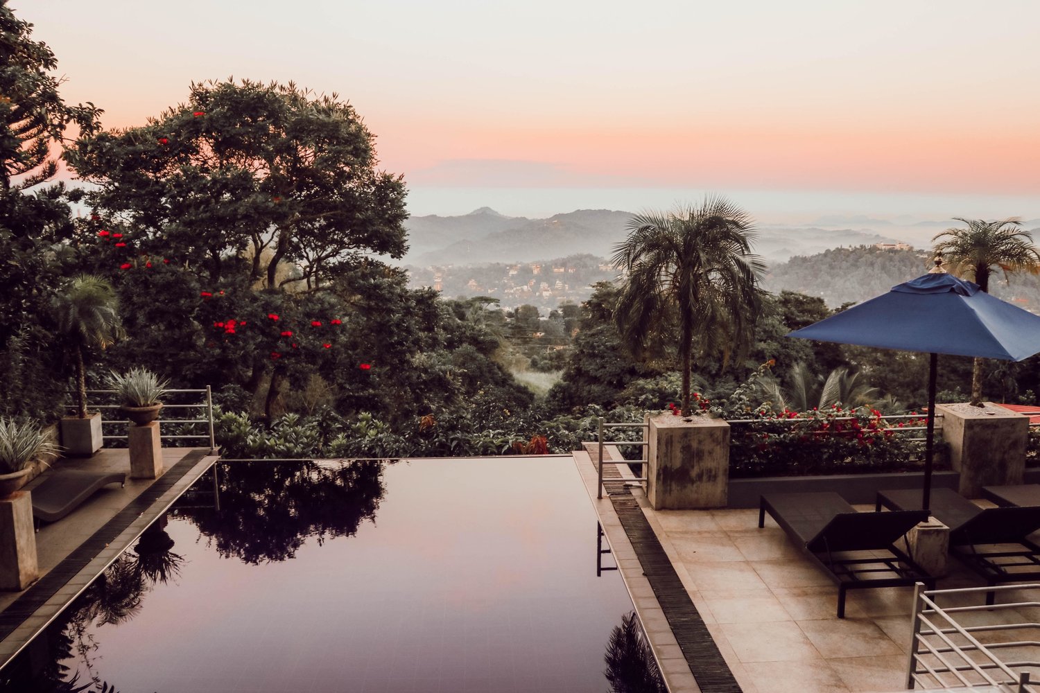 Important Things You Need to Ask for Before Checking into Romantic Resort’s Room