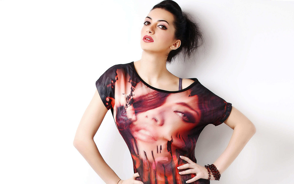 HI FASHION PHOTOGRAPHERS IN MUMBAI