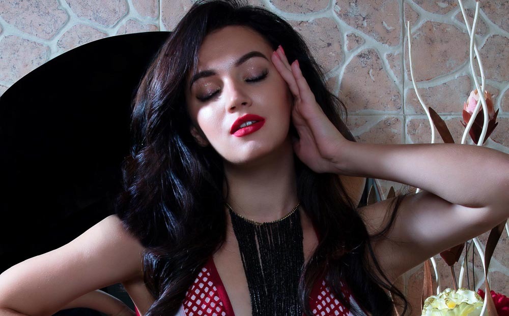 CATALOGUE PHOTOGRAPHERS IN MUMBAI