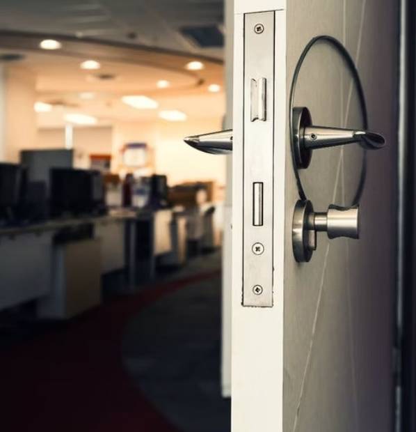 Reliable Access Control Services for Commercial Properties