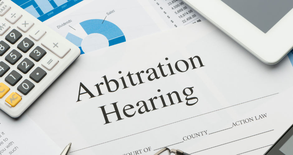 How an Arbitration Lawyer Helps Settle Family Issues