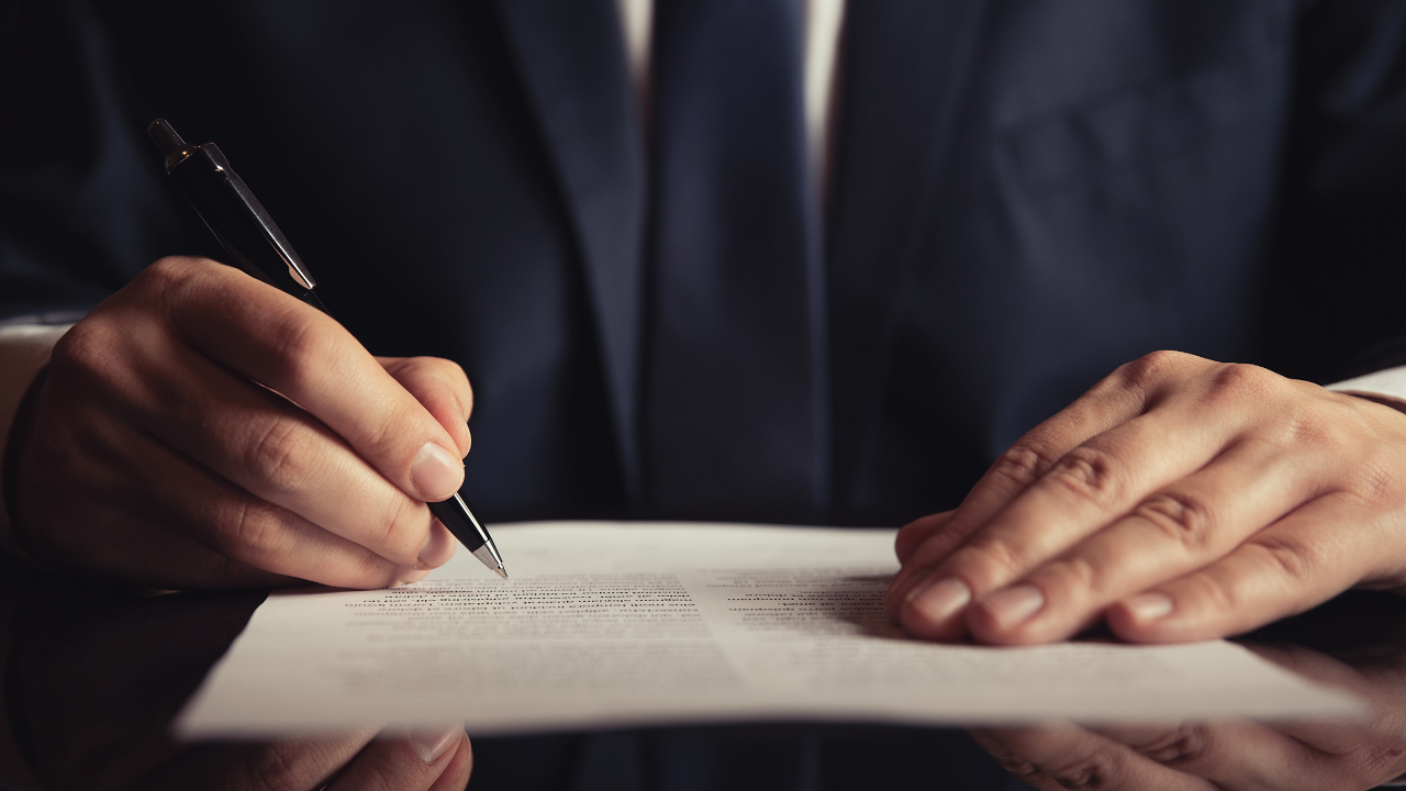 Picking Reliable Toronto Business Lawyers Wisely