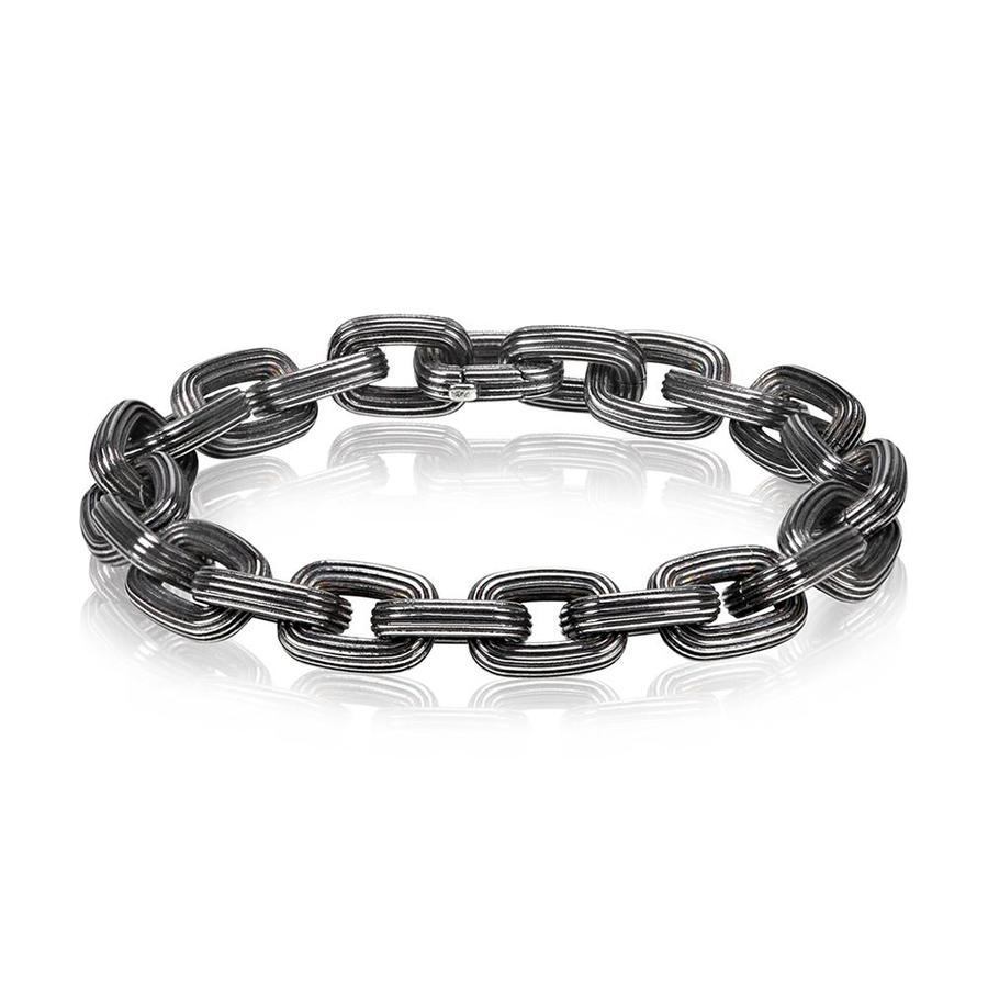 Nothing Can Be a Better Gift than a Simple Cross Necklace